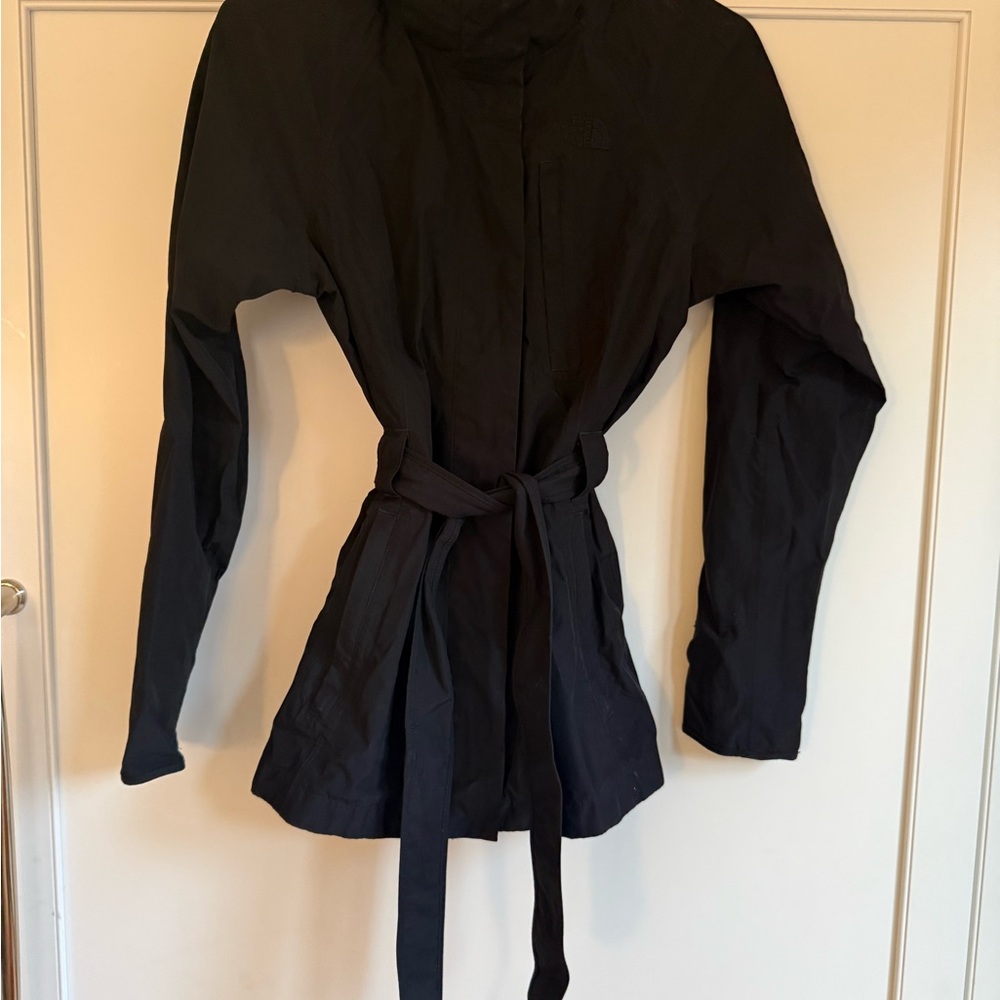 The North Face Women's Black Belted Trench-style Jacket